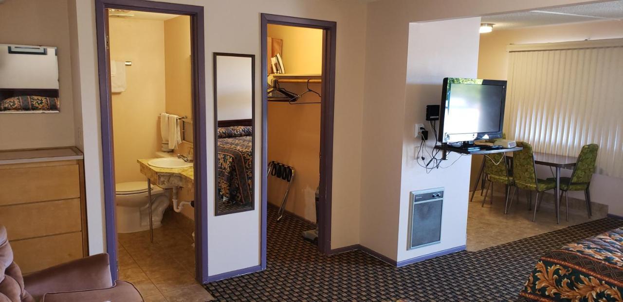 Westernaire Motel Меса Экстерьер фото