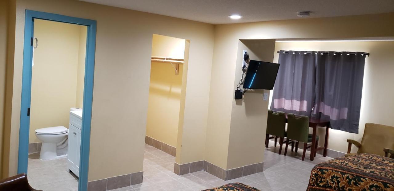 Westernaire Motel Меса Экстерьер фото